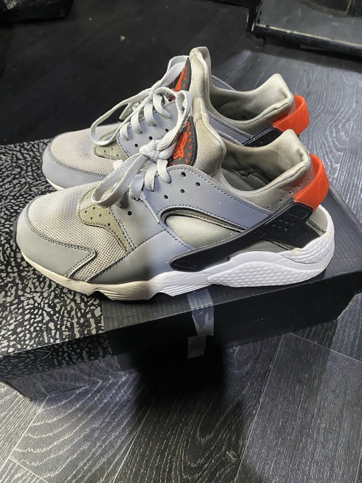 Air Max huaraches size 7